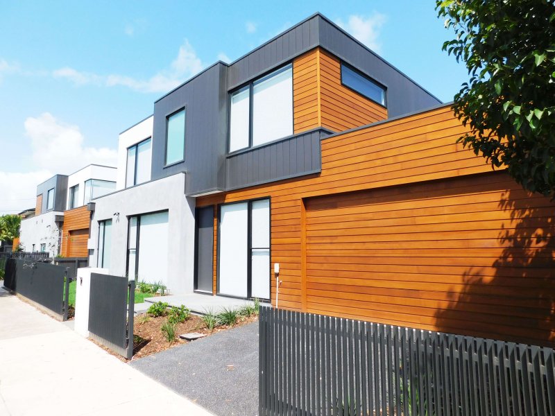 Hampton Townhouses by Lvant Projects